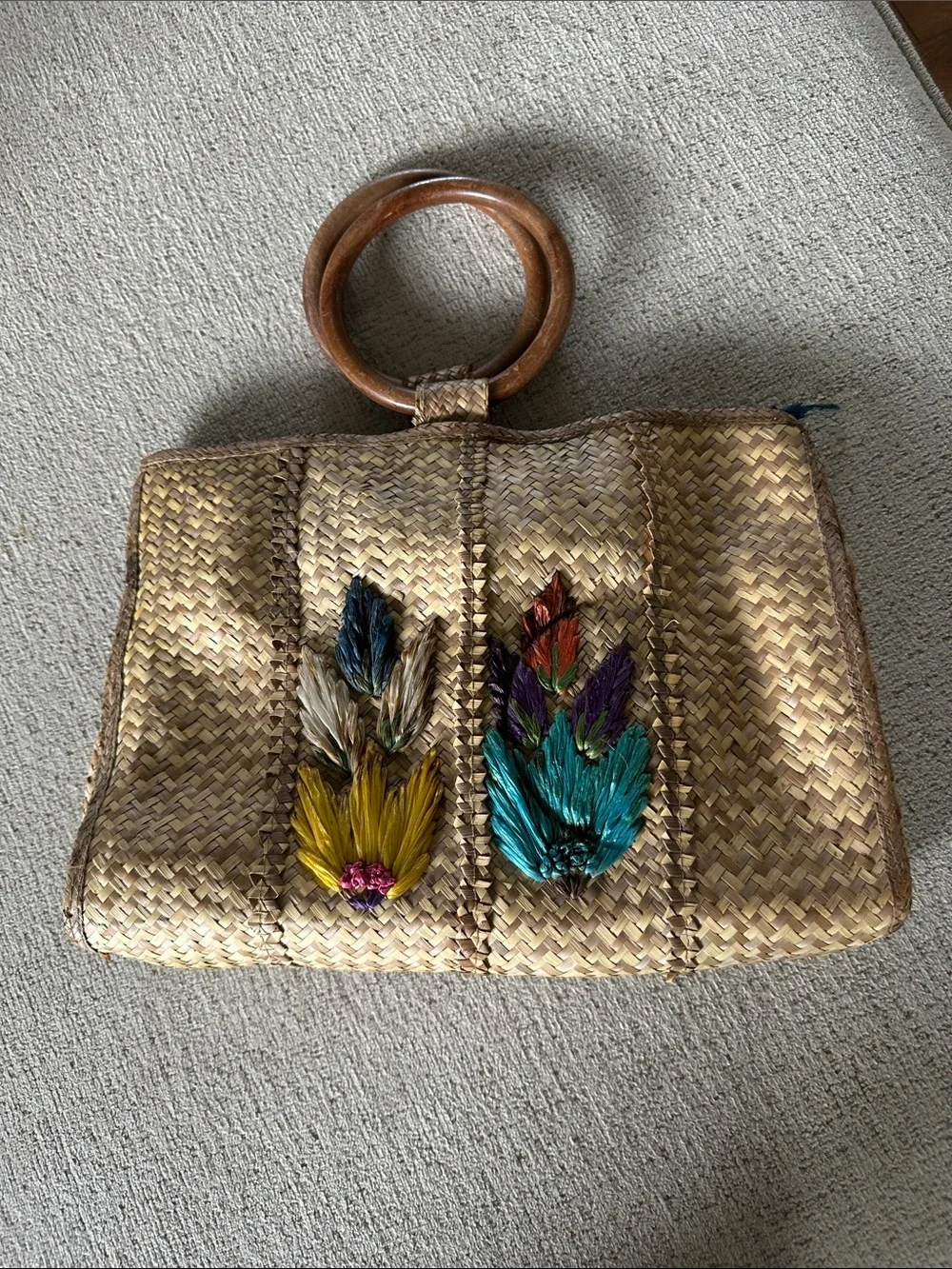 Vintage 60s/70s Handwoven Straw Clutch with Colorful Embroidery - Multicolor - Picture 2 of 7